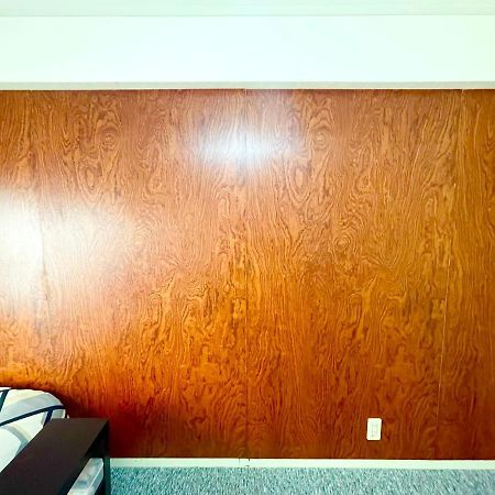 West Wood Guest Room Osaka Bagian luar foto